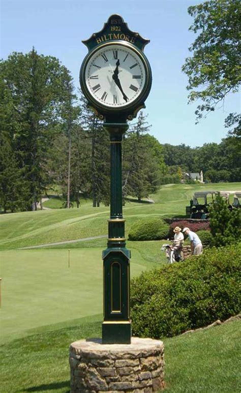 golf course clock